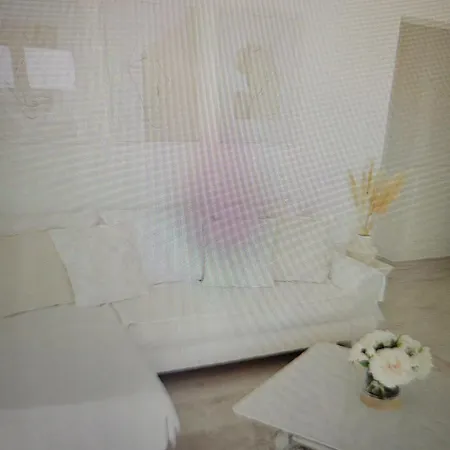 Quiet, Beautiful And Stylish House In Saint-raphael Apartmán