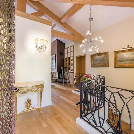 Apartmán Quiet, Beautiful And Stylish House In Saint-raphael *