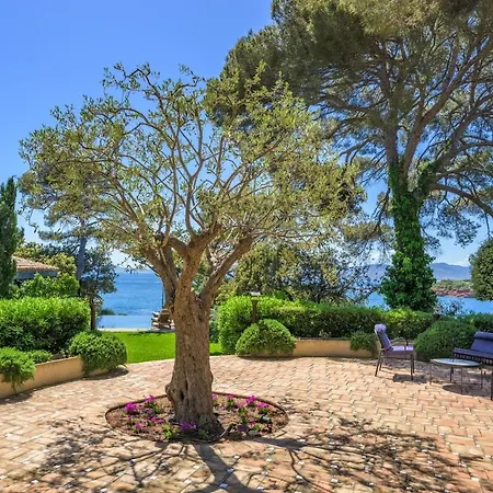 Quiet, Beautiful And Stylish House In Saint-raphael Apartmán Saint-Raphaël
