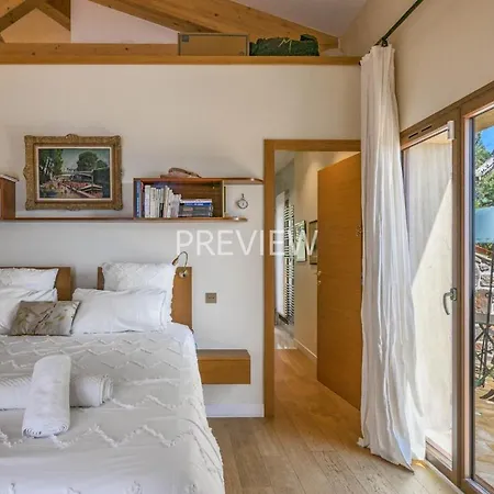 Quiet, Beautiful And Stylish House In Saint-raphael Apartmán Saint-Raphaël