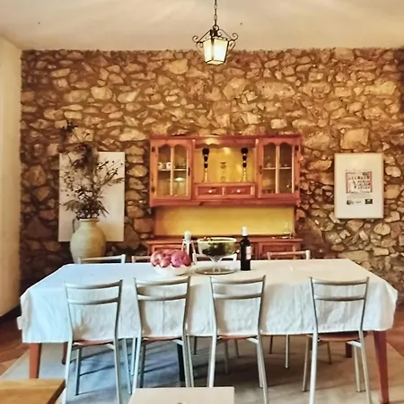 Quiet, Beautiful And Stylish House In Saint-raphael *