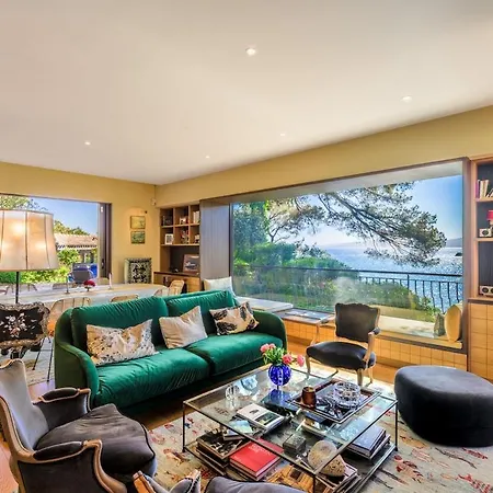 Apartmán Quiet, Beautiful And Stylish House In Saint-raphael Saint-Raphaël